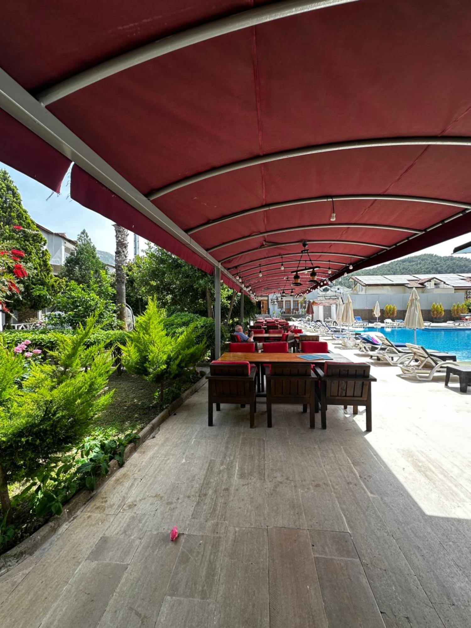 Carmina Hotel Ovacık Exterior foto
