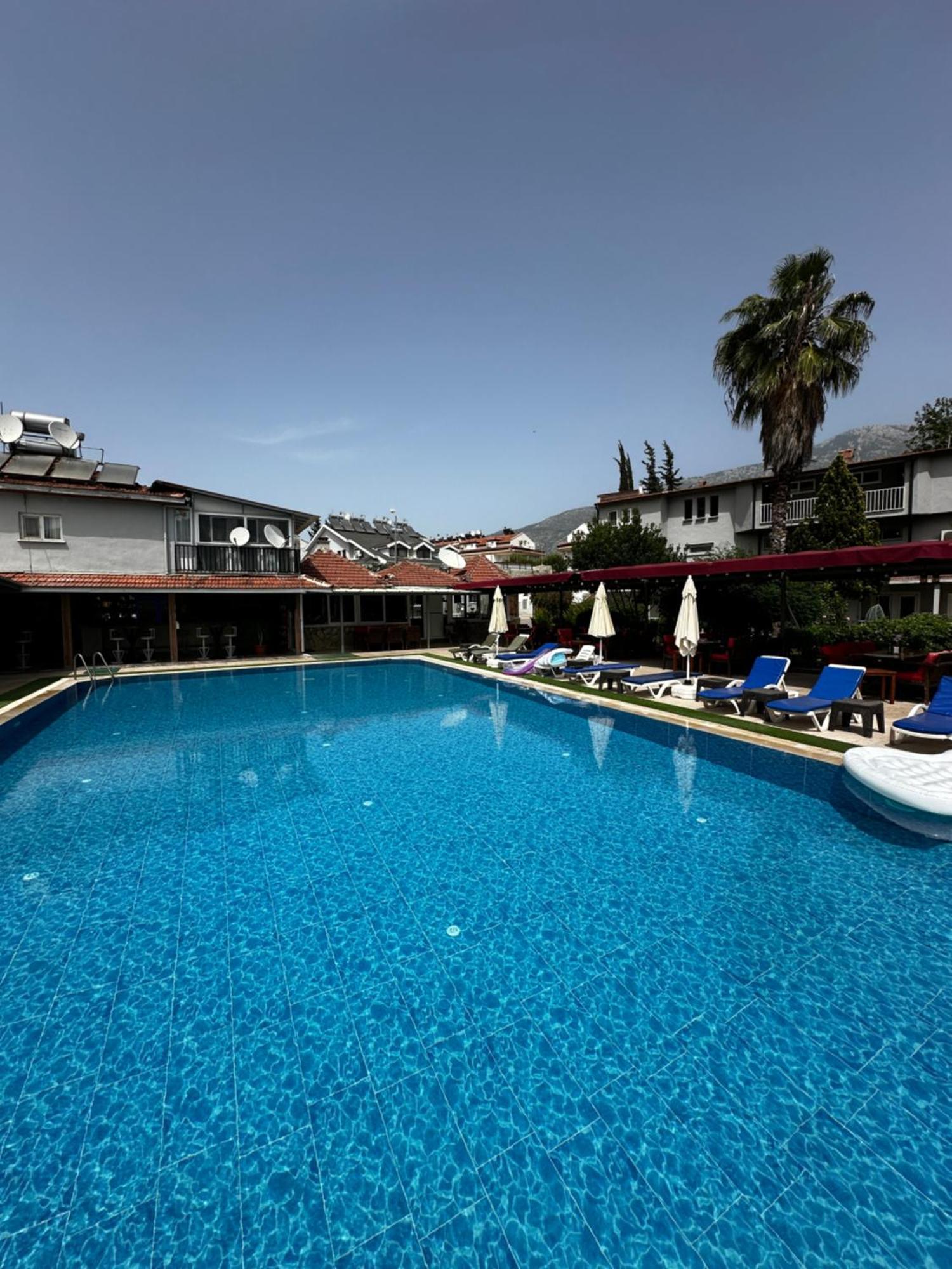 Carmina Hotel Ovacık Exterior foto